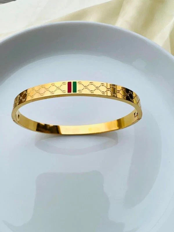 Gucci Charm Bracelet – Stylish Bracelet with Elegant Designer Charms - My Store