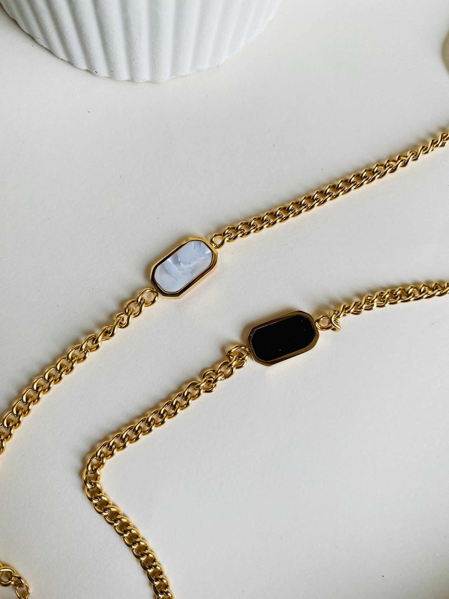 Gold Chain Bracelet with Black Onyx – Sleek & Timeless - My Store