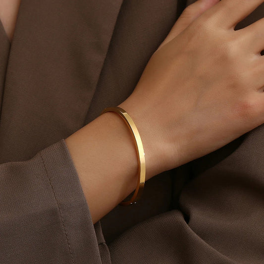 The Luxe Band – Minimalist gold. Maximum sophistication - My Store