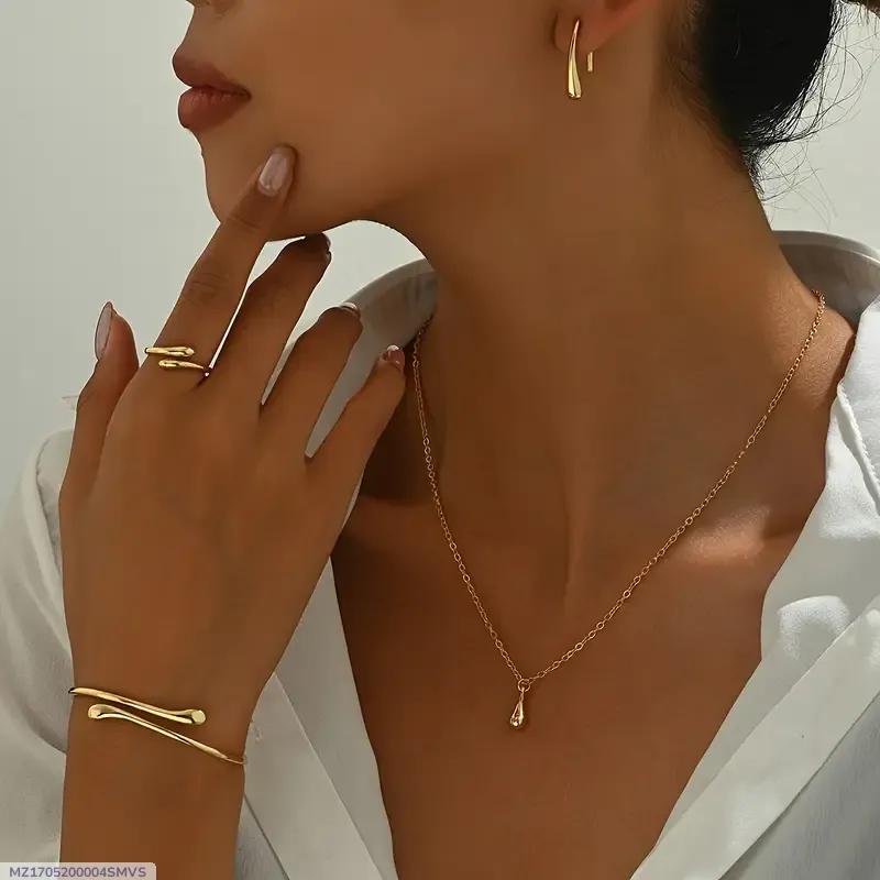 4pcs Vintage Style 18K Gold Plated Jewelry Set for Women – Necklace, Bracelet, Earrings, and Ring